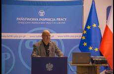 Powitanie gości konferencji przez Okręgowego Inspektora Pracy Włodzimierza Biadunia